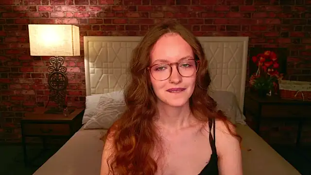 SallyPinkman live sex cam