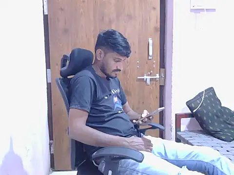 HotXKrish's cam snapshot