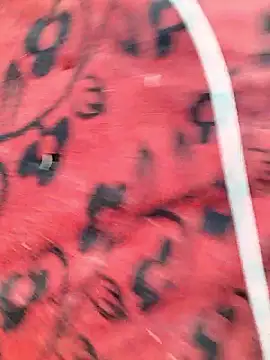 desicoupleNoon's cam snapshot