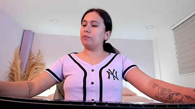 _Natalie18 live sex cam