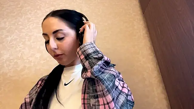 CindyFlowers's cam snapshot