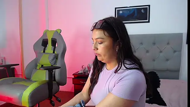 Esmeraldaa-'s cam snapshot