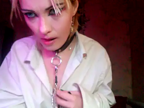 WildMissNiks's cam snapshot