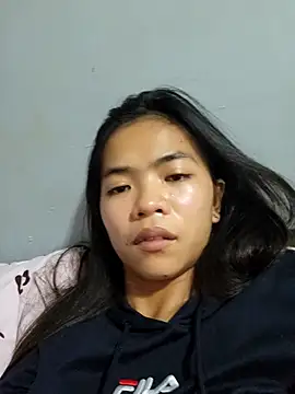 Ursexy_pinay_skinnyxx's cam snapshot