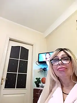 SusieNoreen's cam snapshot