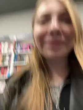 Sunny___Bunny live sex cam