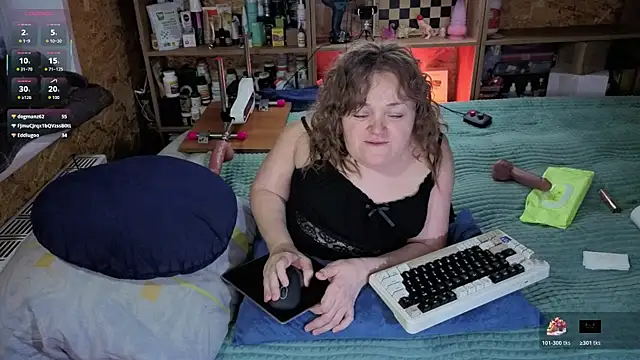 MiniNatalie's cam snapshot