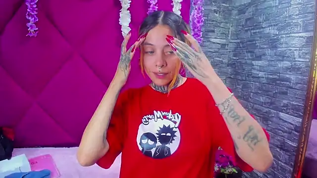 Sofii_Anal_'s cam snapshot