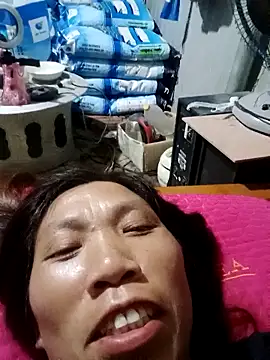 bella-la's cam snapshot