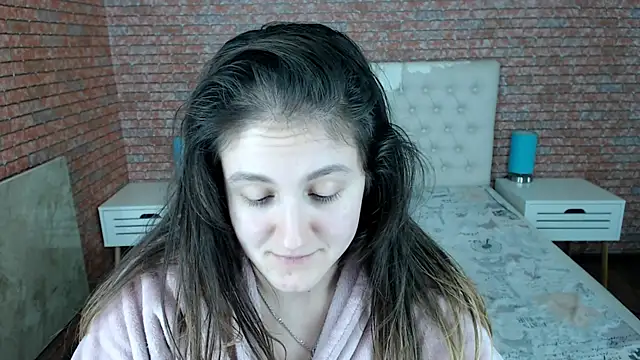 Holliy_Cooper's cam snapshot