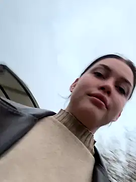 KikiWatson live sex cam