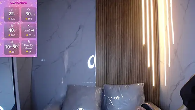 Kendall_rossii_'s cam snapshot