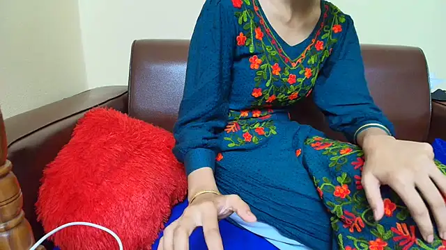 Sreya_'s cam snapshot