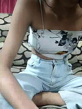 Its_me_Skyy's cam snapshot