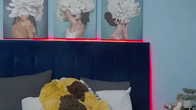 MedeyaStar live sex cam