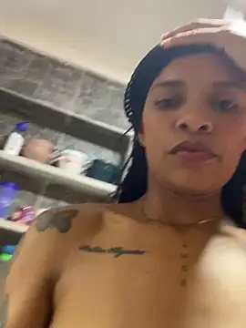 Luna025's cam snapshot