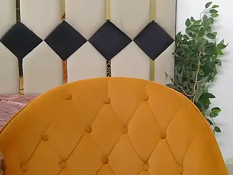 Its-ishikaa's cam snapshot