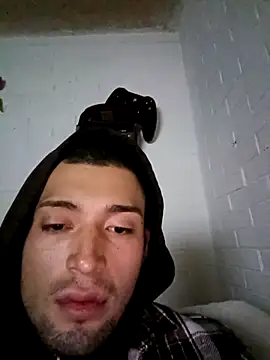 Suggarwhite18CM's cam snapshot