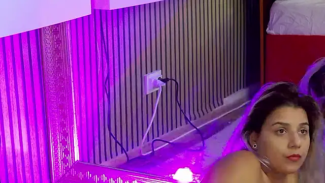 SweetMissXXX's cam snapshot