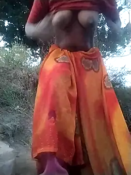 Hita_Grewal's cam snapshot