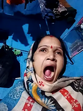 Jooli_xx's cam snapshot