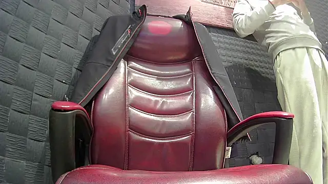 AwesomeBigcock's cam snapshot