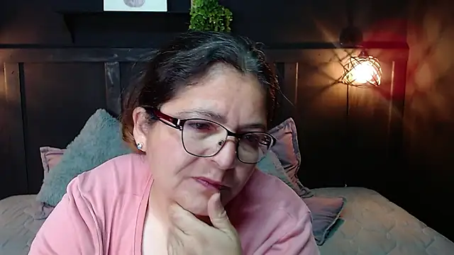 Linda_banks_ live sex cam