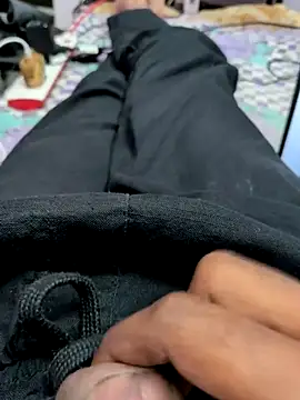 chocolate_boy45's cam snapshot