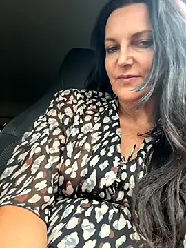 -OLYA-'s cam snapshot