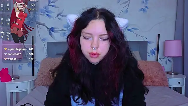 mars_elina_'s cam snapshot