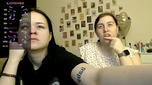 BettyandRich_'s cam snapshot