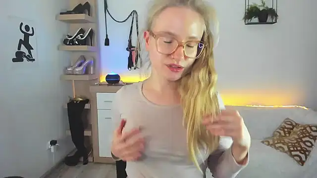 NancyHottie's cam snapshot