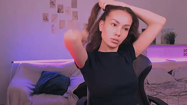 branchwithflowerss's cam snapshot