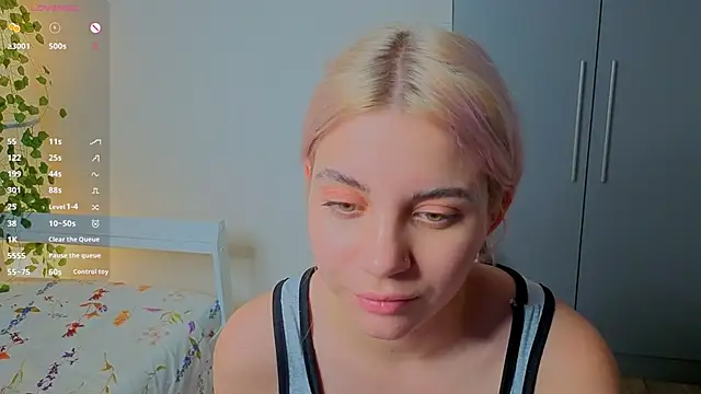 BlissBoardley's cam snapshot