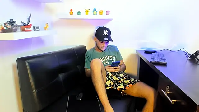 Master_King_Crazzy777's cam snapshot