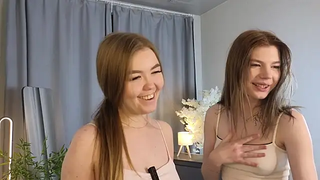 TwixieGuo live sex cam