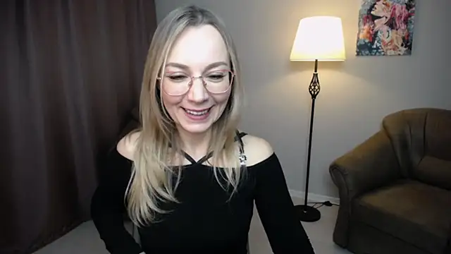 Ava_Elior's cam snapshot