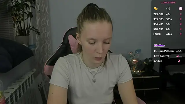 Mary_Blu's cam snapshot