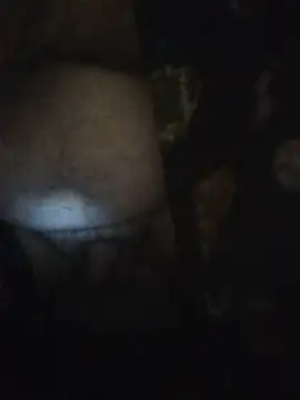 Leocesar37 live sex cam