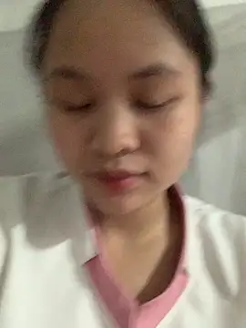 NhuFox's cam snapshot