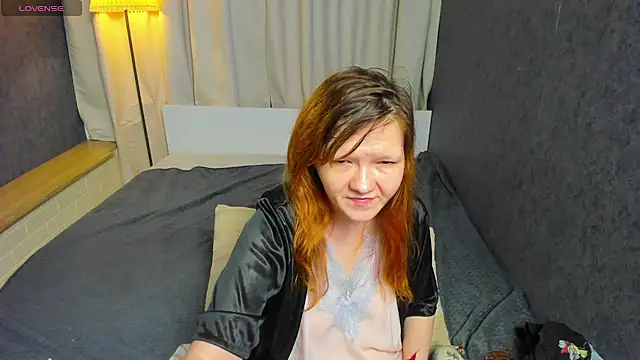 Nora_lovvvv's cam snapshot