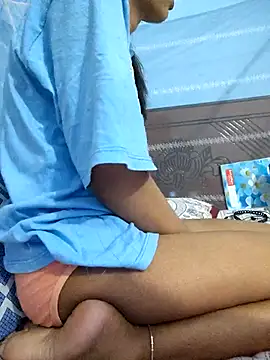 124pakhi's cam snapshot