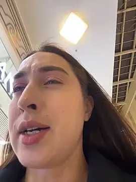 Holly_Play live sex cam