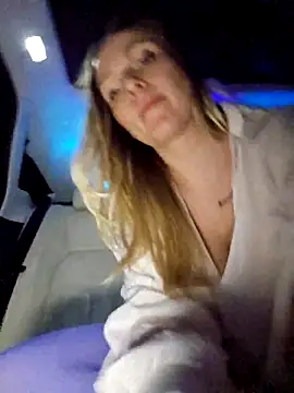 Bondgirl_013 live sex cam