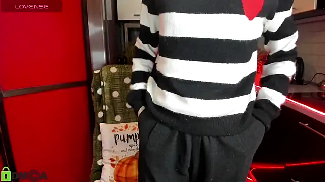 TayanaJons live sex cam