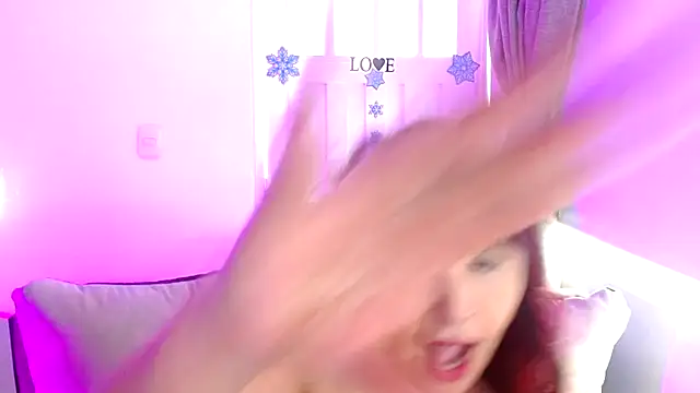 milfrousse's cam snapshot