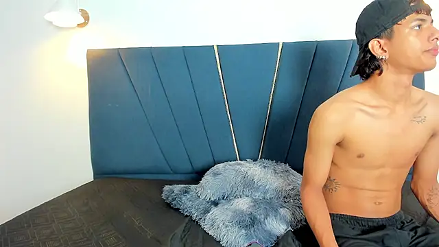 maicol_cum23 live sex cam