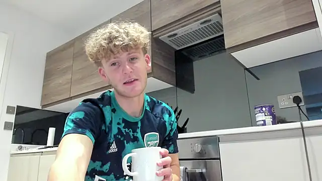 DominantAlex18 live sex cam