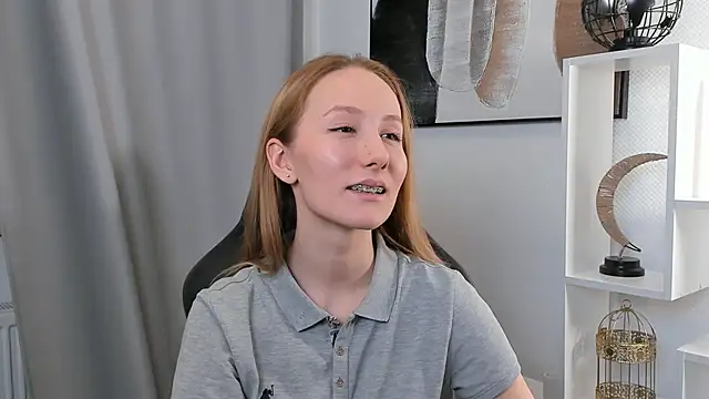 NikoleOwen live sex cam