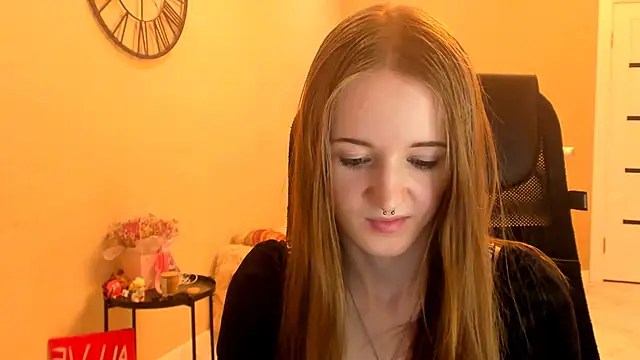 KateKayer's cam snapshot